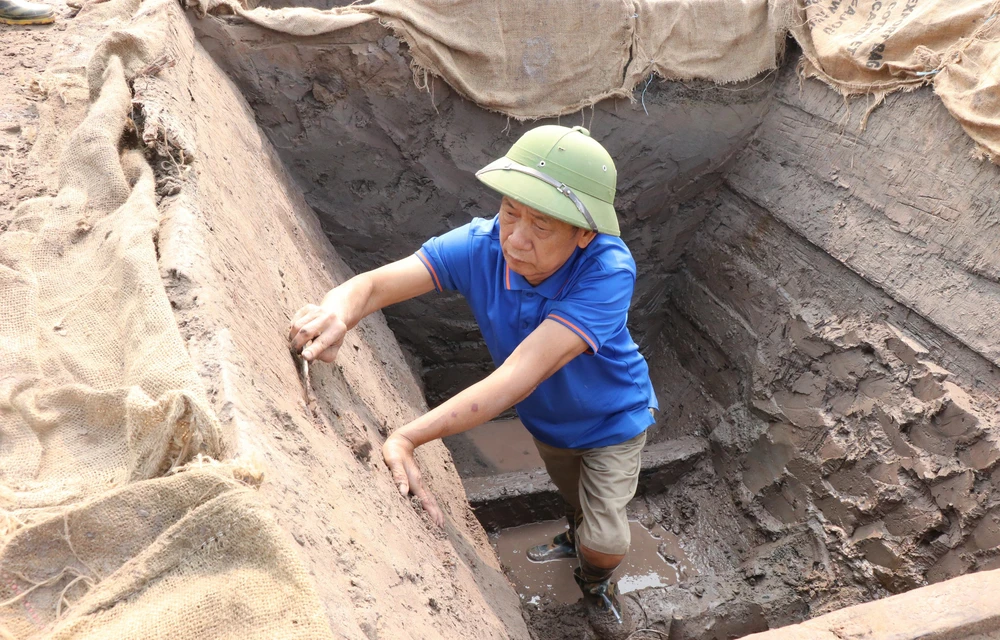 Hai chiếc thuyền cổ tại Bắc Ninh có kết cấu độc đáo trong lịch sử ngành khảo cổ học Việt Nam - Ảnh 3.