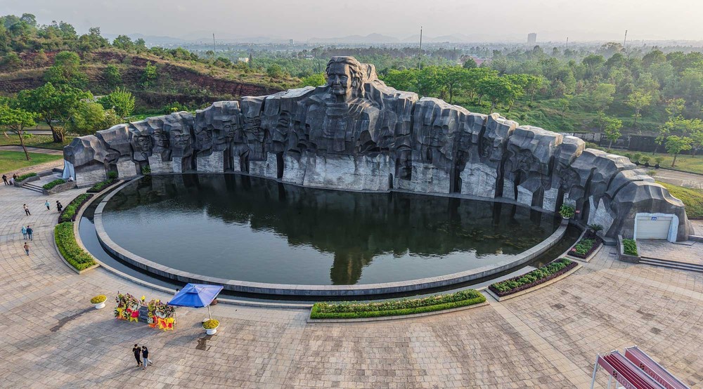 Tượng đài “Mẹ Việt Nam anh hùng” - biểu tượng bất diệt của sức mạnh dân tộc Việt Nam - Ảnh 8.