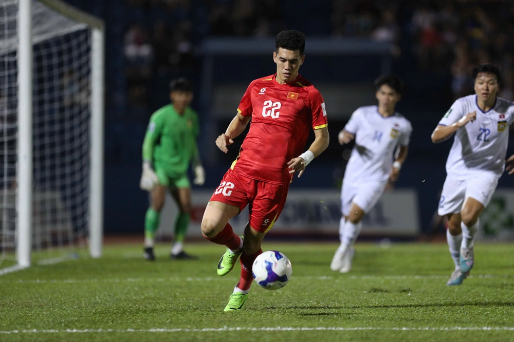 TRỰC TIẾP bóng đá Việt Nam vs Lào (5-0): Quang Hải lập công - Ảnh 9.