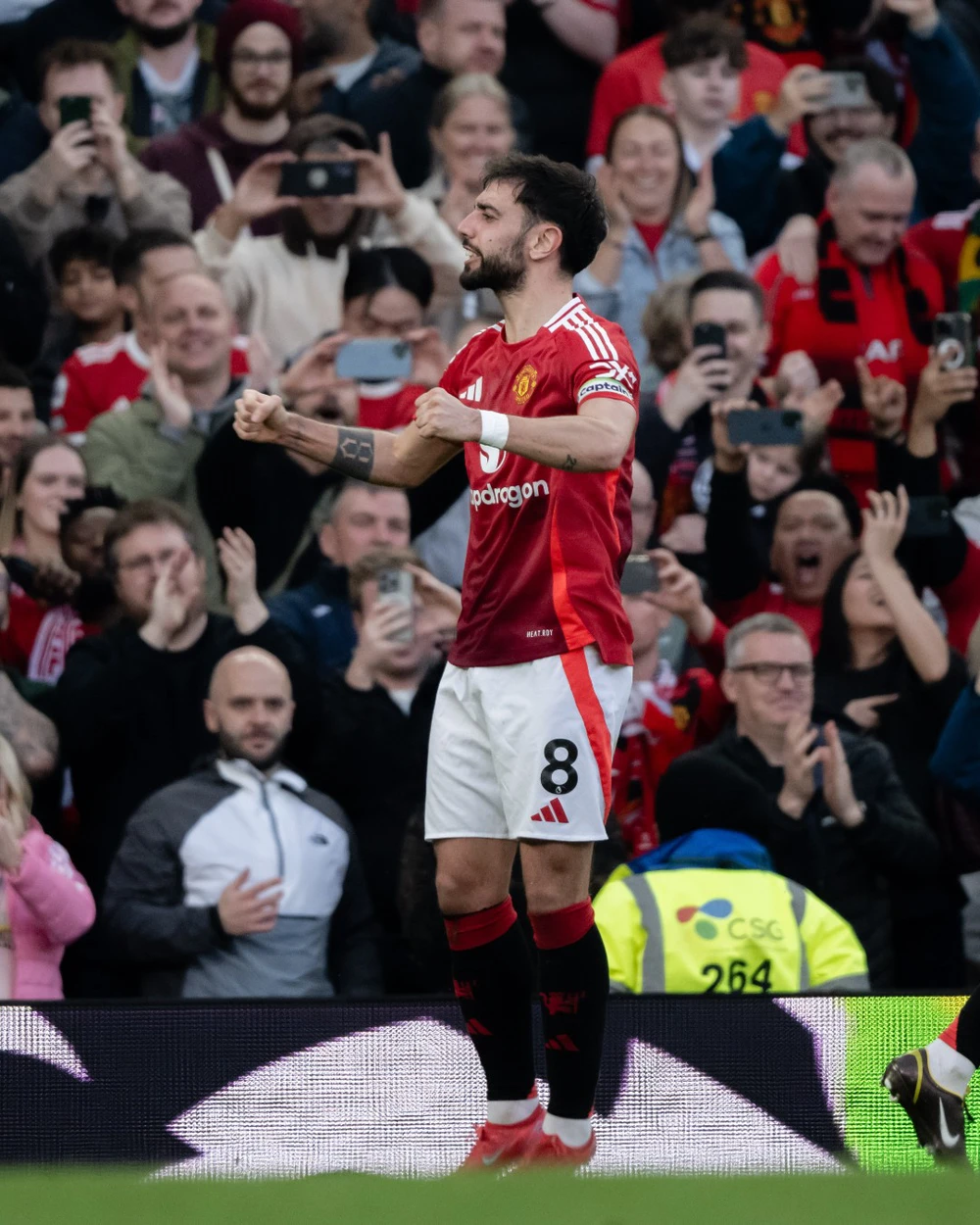 MU vs Arsenal: Trận hòa kịch tính, hai ông lớn thất thế trong cuộc đua - Ảnh 6.