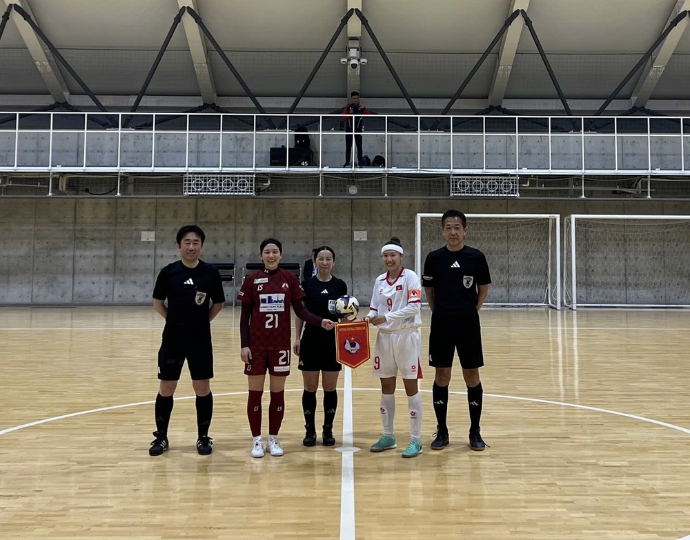 Tin nóng bóng đá Việt hôm nay 24/4: Đội tuyển Việt Nam thắng trận tại Nhật Bản; BTC V-League nhắc nhở các CLB sau ‘sự cố’ của HAGL - Ảnh 1.
