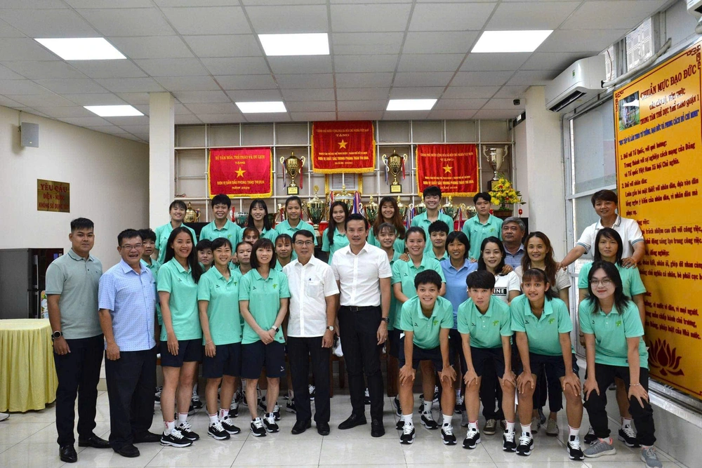 Ông Nguyễn Nam Nhân - Phó Giám đốc Sở Văn hóa và Thể thao TP.HCM: “Thể thao TP.HCM Cùng cả nước, vì cả nước” - Ảnh 2. Ông Nguyễn Nam Nhân - Phó Giám đốc Sở Văn hóa và Thể thao TP.HCM: “Thể thao TP.HCM Cùng cả nước, vì cả nước” - Ảnh 2.