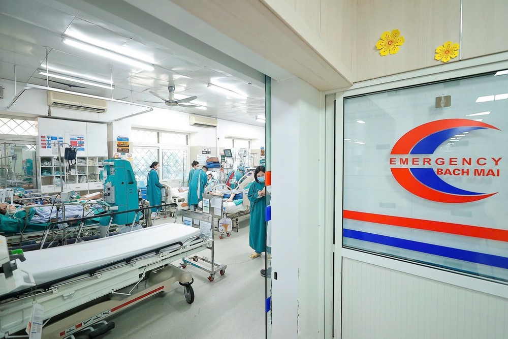 Đảm bảo công tác cấp cứu, khám chữa bệnh dịp nghỉ lễ - Ảnh 1.