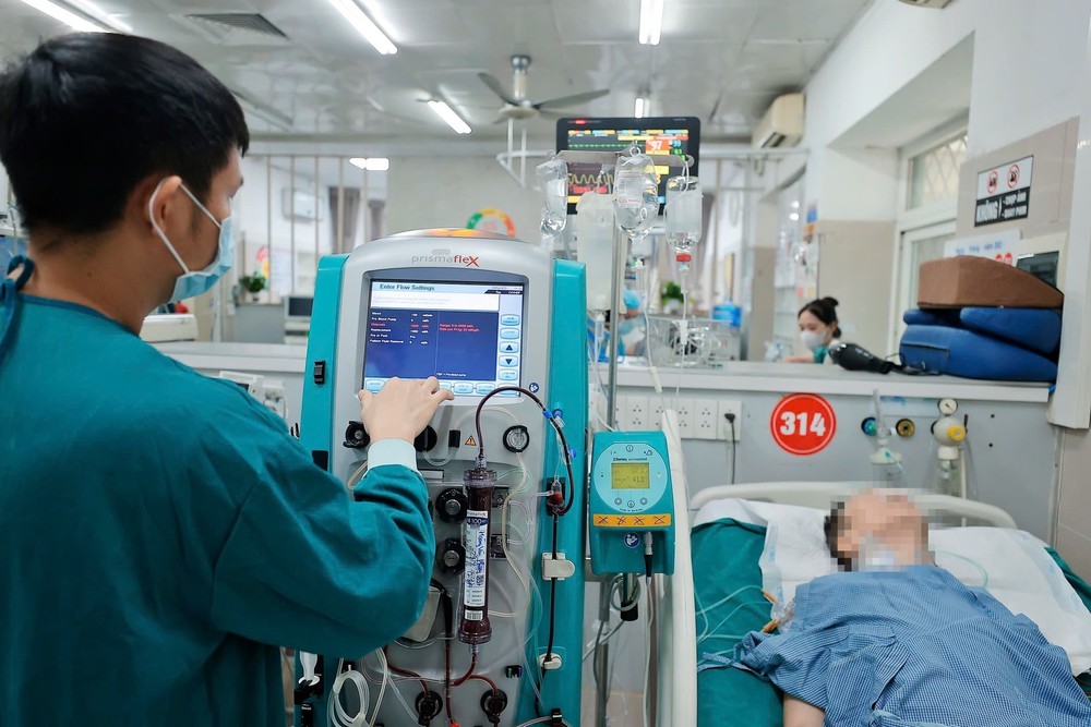 Đảm bảo công tác cấp cứu, khám chữa bệnh dịp nghỉ lễ - Ảnh 3.