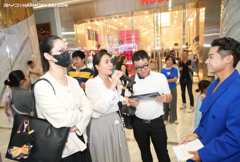 BYD Harmony Sài Gòn mang đến không gian trải nghiệm đẳng cấp các dòng xe BYD tại Thiso Mall Sala - Ảnh 3. BYD Harmony Sài Gòn mang đến không gian trải nghiệm đẳng cấp các dòng xe BYD tại Thiso Mall Sala - Ảnh 3.