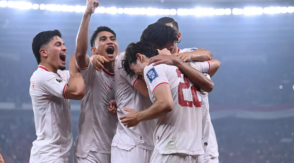 FIFA chính thức ra 2 án phạt cho ĐT Indonesia ở vòng loại World Cup - Ảnh 1. FIFA chính thức ra 2 án phạt cho ĐT Indonesia ở vòng loại World Cup - Ảnh 1.