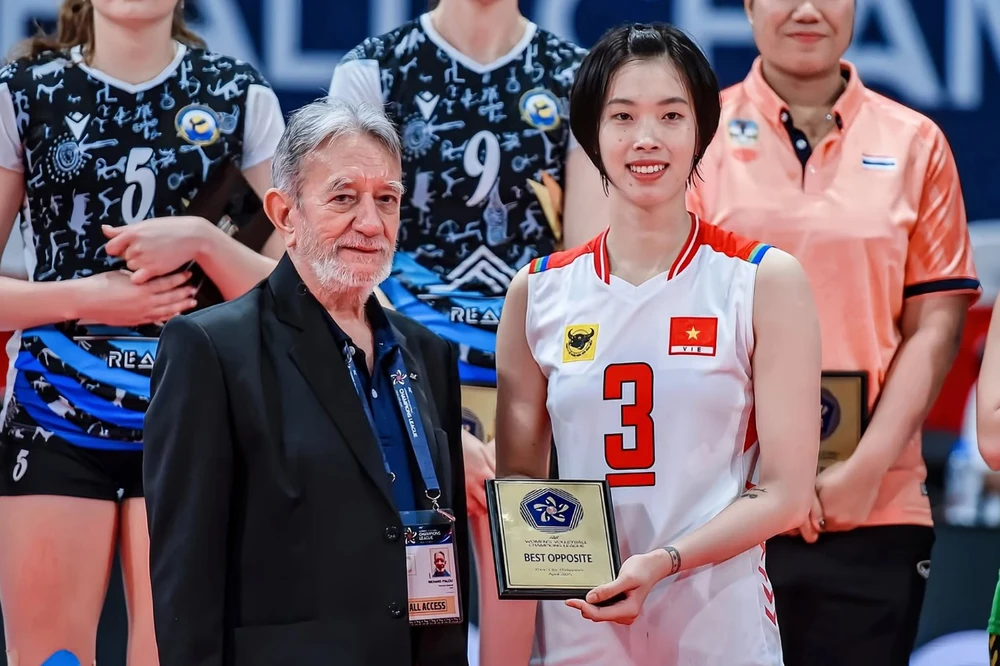 Tin nóng thể thao tối 11/5: Trần Thị Thanh Thúy chờ quyết định của Liên đoàn thế giới sau khi làm nên lịch sử - Ảnh 1. Tin nóng thể thao tối 11/5: Trần Thị Thanh Thúy chờ quyết định của Liên đoàn thế giới sau khi làm nên lịch sử - Ảnh 1.