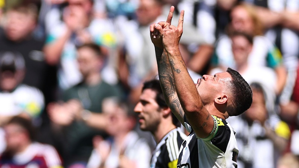 Thắng Chelsea, Newcastle tiến gần suất dự Champions League - Ảnh 1. Thắng Chelsea, Newcastle tiến gần suất dự Champions League - Ảnh 1.