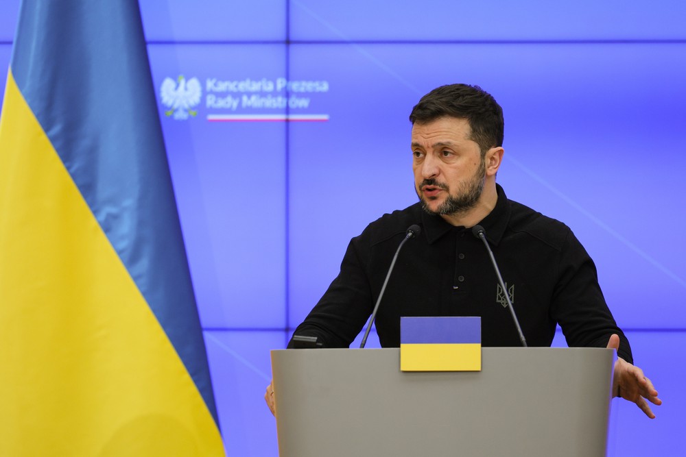 Nga đề xuất đàm phán trực tiếp với Ukraine vào ngày 15/5 - Ảnh 1.