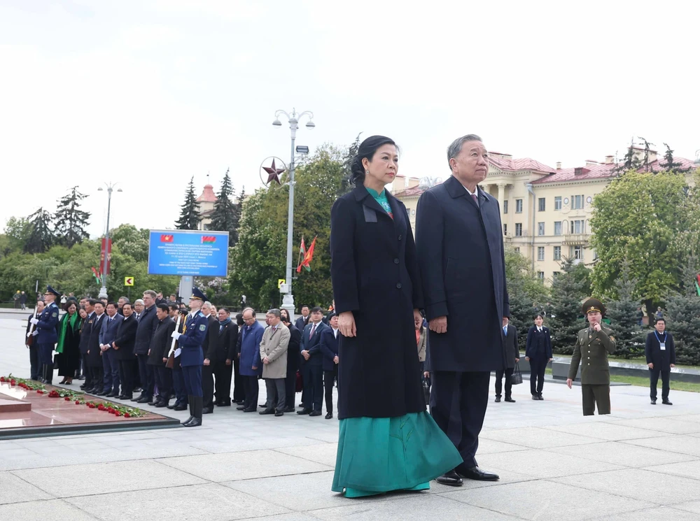 Tổng Bí thư Tô Lâm và Phu nhân bắt đầu thăm cấp Nhà nước Cộng hòa Belarus - Ảnh 9. Tổng Bí thư Tô Lâm và Phu nhân bắt đầu thăm cấp Nhà nước Cộng hòa Belarus - Ảnh 9.