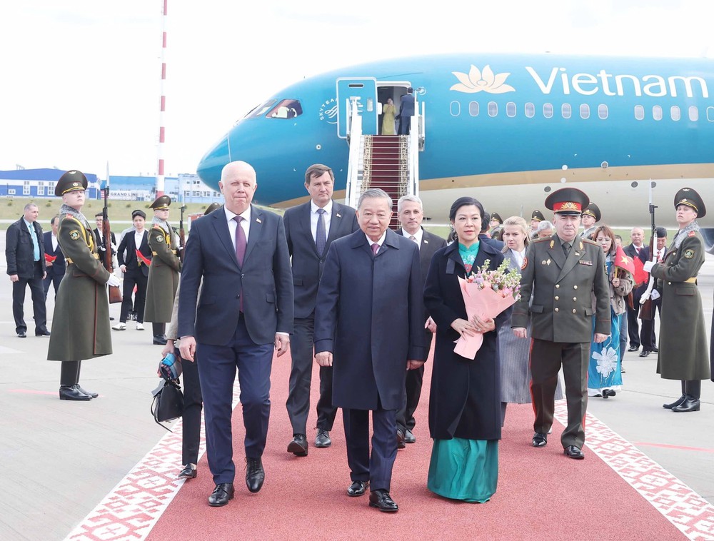 Tổng Bí thư Tô Lâm đến Minsk, bắt đầu thăm cấp Nhà nước tới Belarus - Ảnh 6. Tổng Bí thư Tô Lâm đến Minsk, bắt đầu thăm cấp Nhà nước tới Belarus - Ảnh 5.