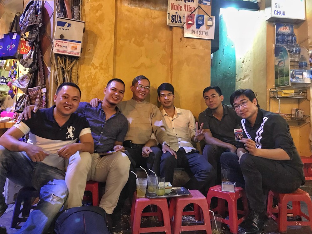 TIỄN BIỆT HỌA SĨ HÙNG LÂN: Từ phóng tác đến huyền thoại truyện tranh Việt Nam - Ảnh 3. TIỄN BIỆT HỌA SĨ HÙNG LÂN: Từ phóng tác đến huyền thoại truyện tranh Việt Nam - Ảnh 3.