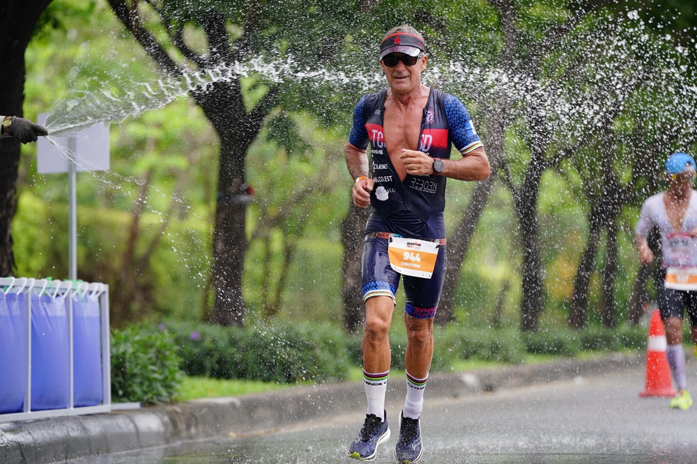 IRONMAN 70.3 Đà Nẵng 2025: Cột mốc 10 năm và những thành tích bứt phá - Ảnh 5.