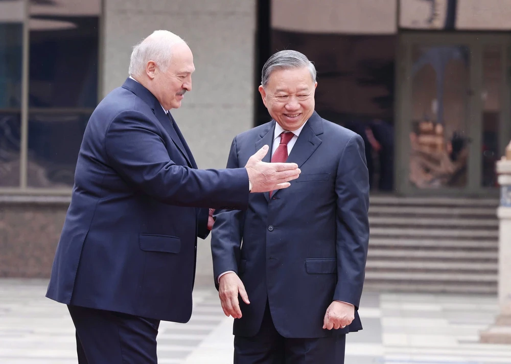 Lễ đón Tổng Bí thư Tô Lâm thăm cấp Nhà nước Cộng hòa Belarus - Ảnh 3. Lễ đón Tổng Bí thư Tô Lâm thăm cấp Nhà nước Cộng hòa Belarus - Ảnh 3.