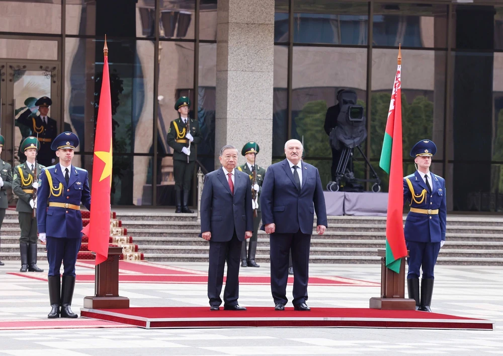 Lễ đón Tổng Bí thư Tô Lâm thăm cấp Nhà nước Cộng hòa Belarus - Ảnh 2. Lễ đón Tổng Bí thư Tô Lâm thăm cấp Nhà nước Cộng hòa Belarus - Ảnh 2.