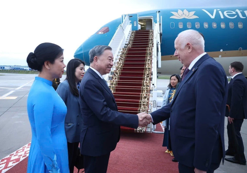 Tổng Bí thư Tô Lâm kết thúc tốt đẹp chuyến thăm 4 nước Kazakhstan, Azerbaijan, Liên bang Nga và Belarus - Ảnh 3.