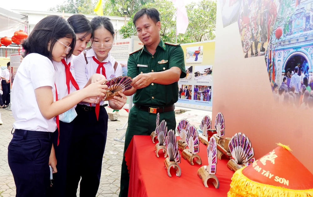 Di sản văn hóa phi vật thể quốc gia tại Bình Định - Sắc màu hội tụ - Ảnh 1.