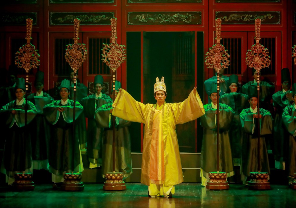 Vở diễn "Lệ Chi viên" - kết nối cảm xúc sau 1/4 thế kỷ - Ảnh 2. Vở diễn "Lệ Chi viên" - kết nối cảm xúc sau 1/4 thế kỷ - Ảnh 2.