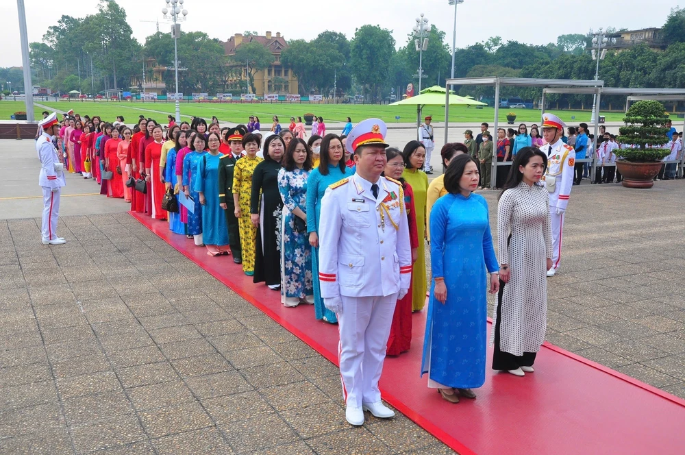 Học và làm theo lời Bác: Truyền cảm hứng sống có trách nhiệm với cộng đồng - Ảnh 1.
