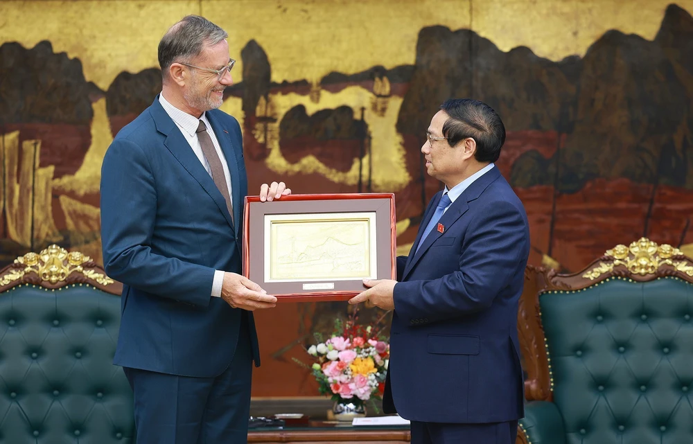 Thủ tướng Phạm Minh Chính tiếp Đại sứ Cộng hoà Pháp tại Việt Nam - Ảnh 5. Thủ tướng Phạm Minh Chính tiếp Đại sứ Cộng hoà Pháp tại Việt Nam - Ảnh 5.