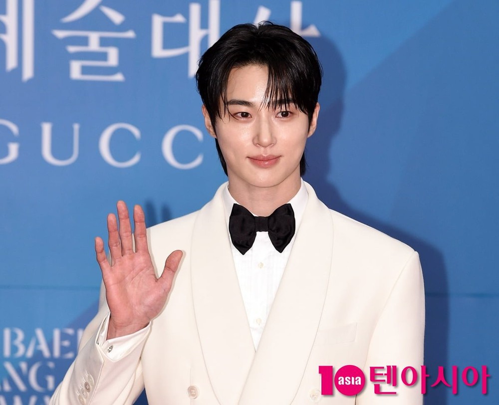 Byeon Woo Seok: Hành trình 9 năm vượt qua 100 lần bị từ chối để tỏa sáng - Ảnh 1.