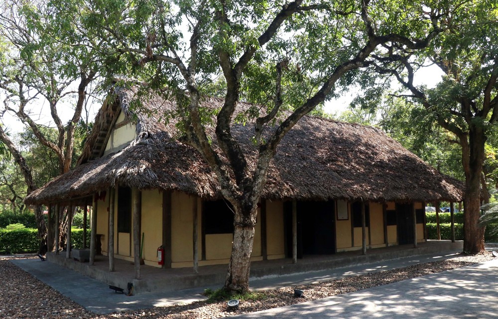 Học và làm theo Bác: Bài học thiết thực từ việc gần dân, sát dân - Ảnh 1.