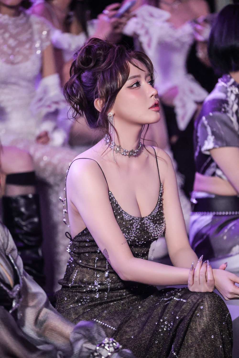 Phương Mỹ Chi, Bích Phương gây ấn tượng ngày ra mắt “Em xinh say hi” - Ảnh 3.