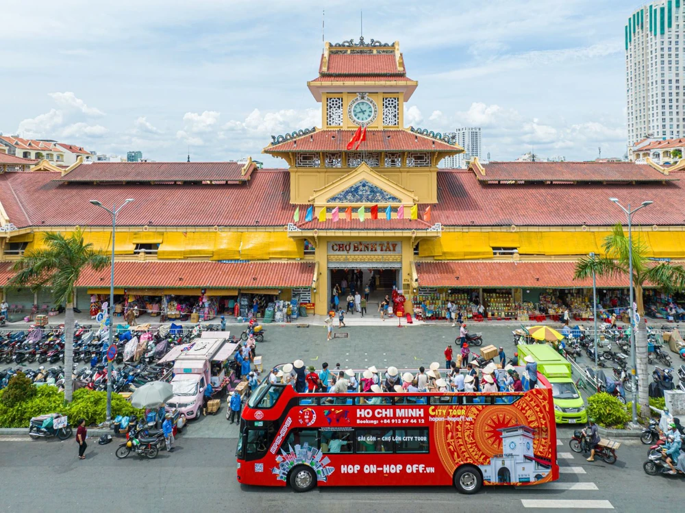 Quản trị số thúc đẩy phát triển du lịch bền vững - Ảnh 2. Quản trị số thúc đẩy phát triển du lịch bền vững - Ảnh 2.