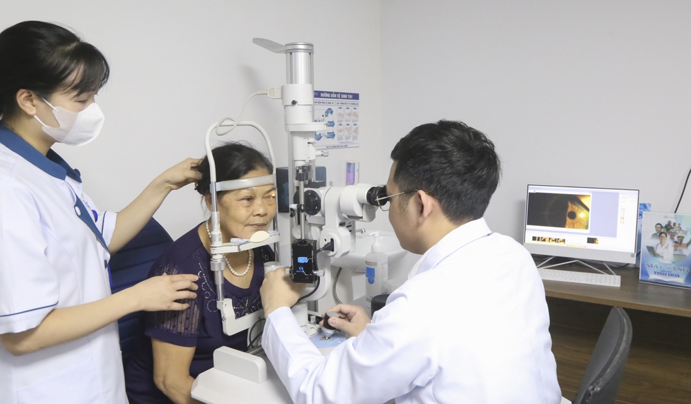 Mắt sáng - tri ân người giữ lửa tri thức - Ảnh 1.