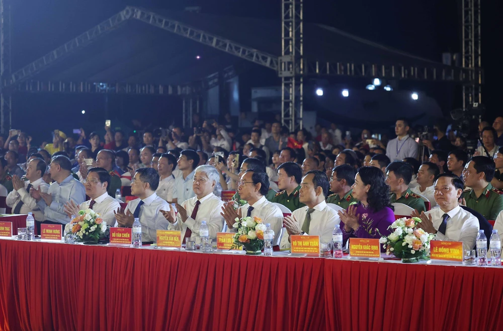 Tổng Bí thư Tô Lâm dự Khai mạc Lễ hội Làng Sen toàn quốc 2025 - Ảnh 3.