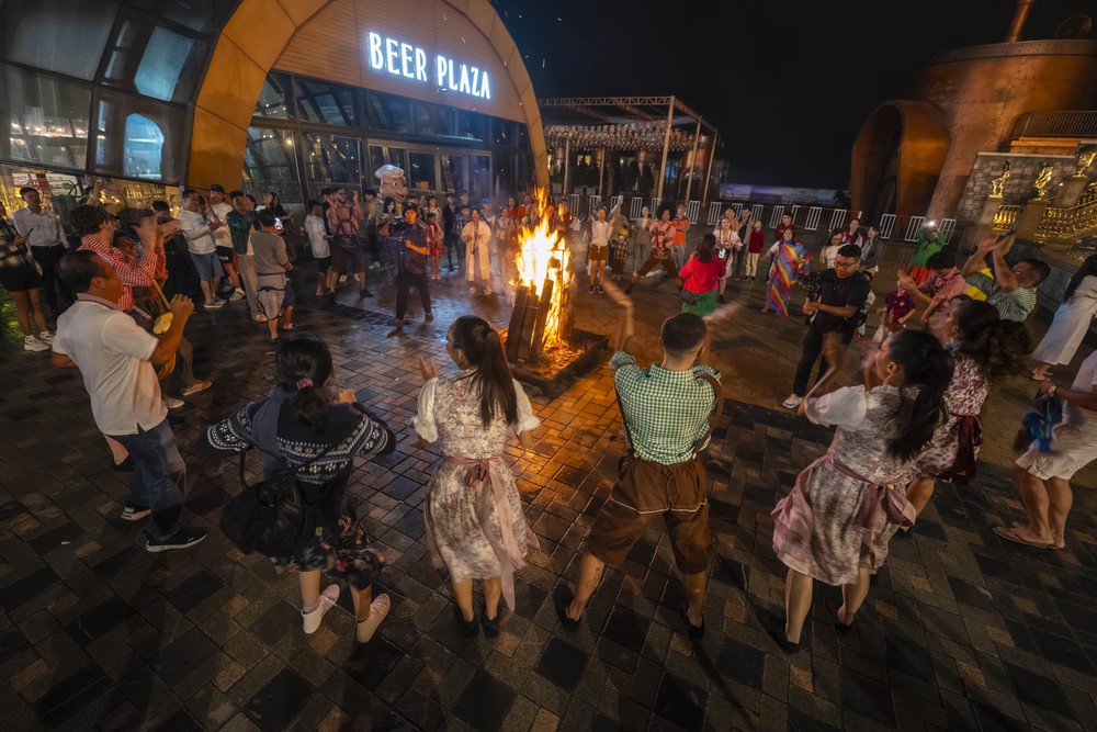 Lạc bước giữa thiên đường hoa hồng tại Sun World Ba Na Hills - Ảnh 9.