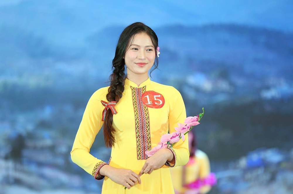 Tại giải bóng chuyền nữ quốc tế VTV9 Bình Điền 2024, cô từng giành danh hiệu &quot;Miss áo dài&quot;