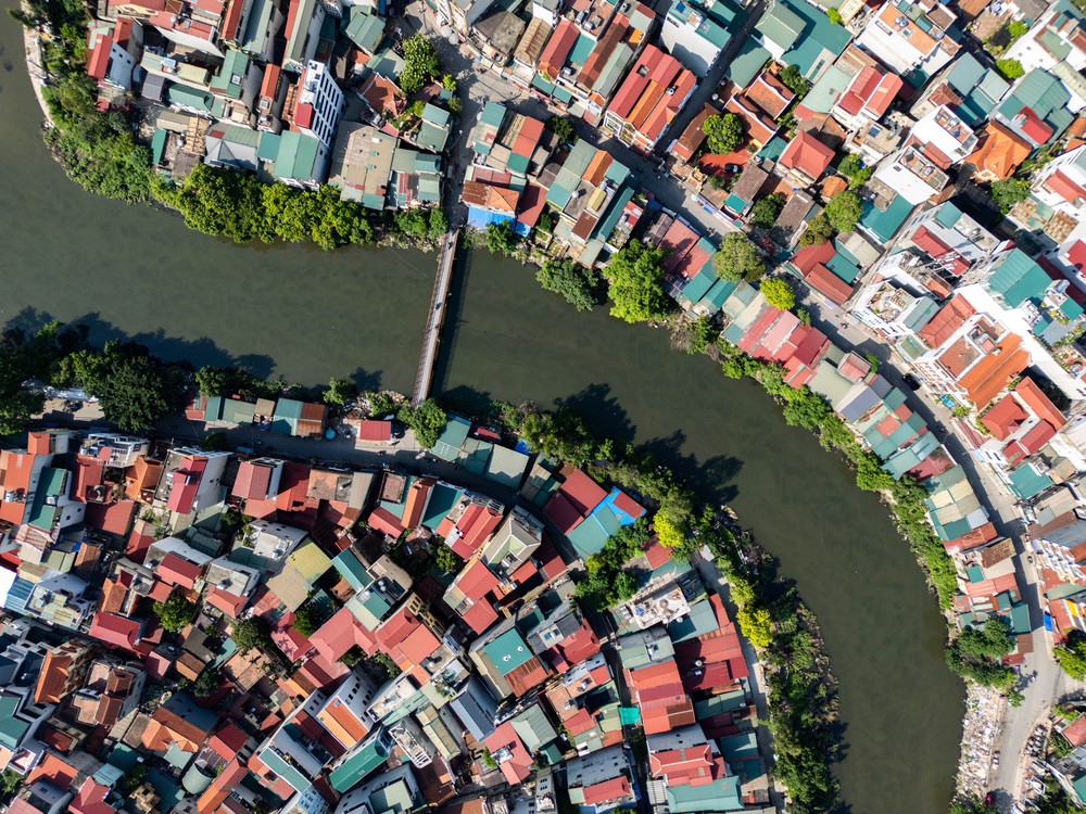 Ô nhiễm sông ngòi ở Hà Nội: Đến bao giờ những dòng sông mới được &quot;thở&quot;? - Ảnh 2.