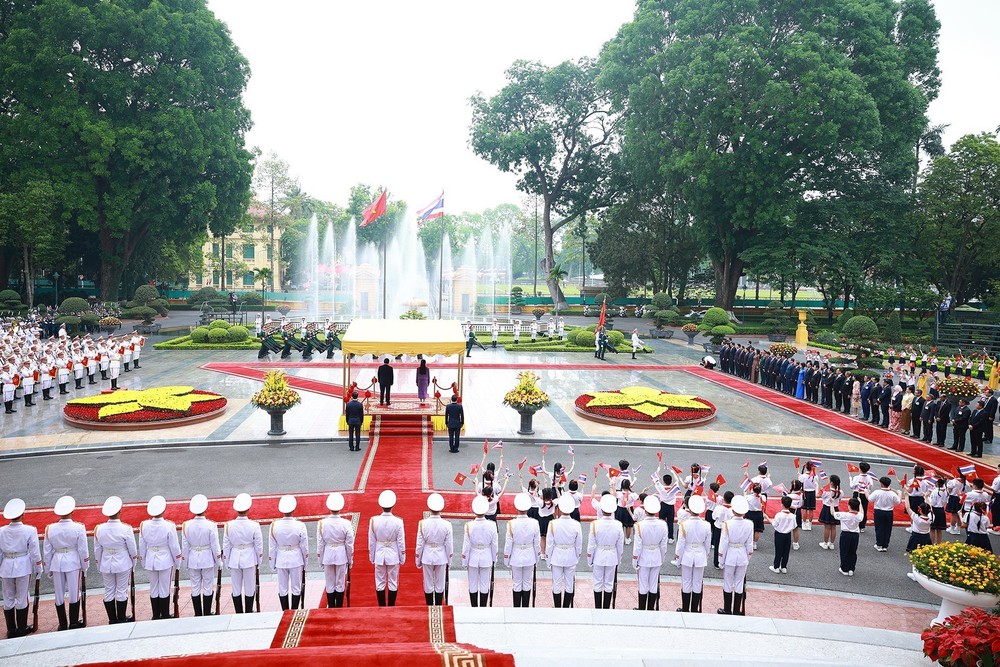 Thủ tướng Phạm Minh Chính chủ trì lễ đón Thủ tướng Thái Lan Paetongtarn Shinawatra - Ảnh 5.