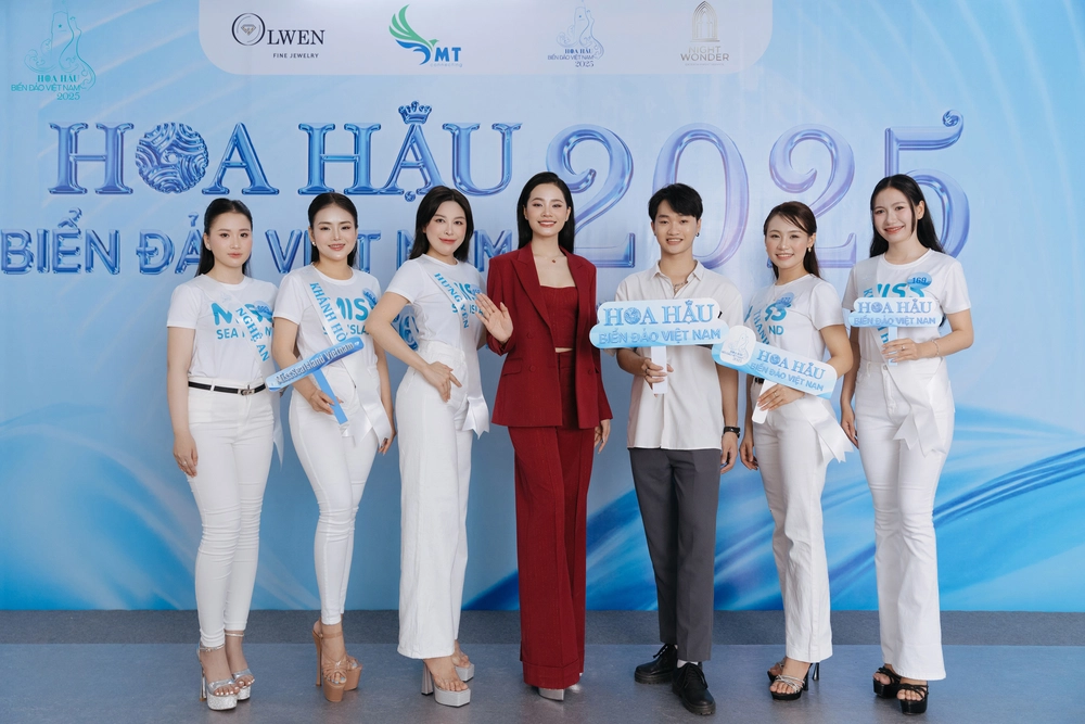 Trao sash và công bố thí sinh cuộc thi Hoa hậu Biển Đảo Việt Nam 2025 - Ảnh 6.