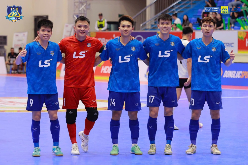 Thái Sơn Nam TP.HCM phô trương thanh thế ở giải futsal quốc gia 2025 - Ảnh 2.