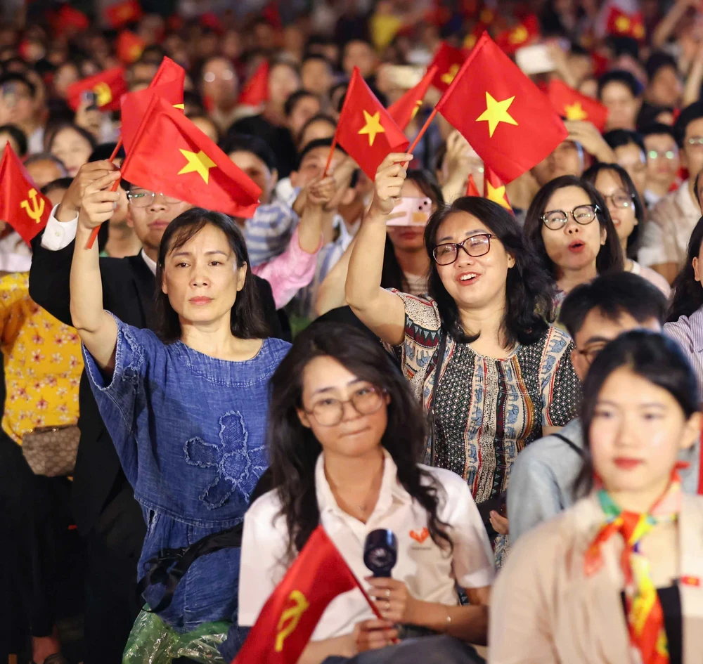 Chương trình nghệ thuật đặc biệt &quot;Người là Hồ Chí Minh&quot; - Ảnh 10.