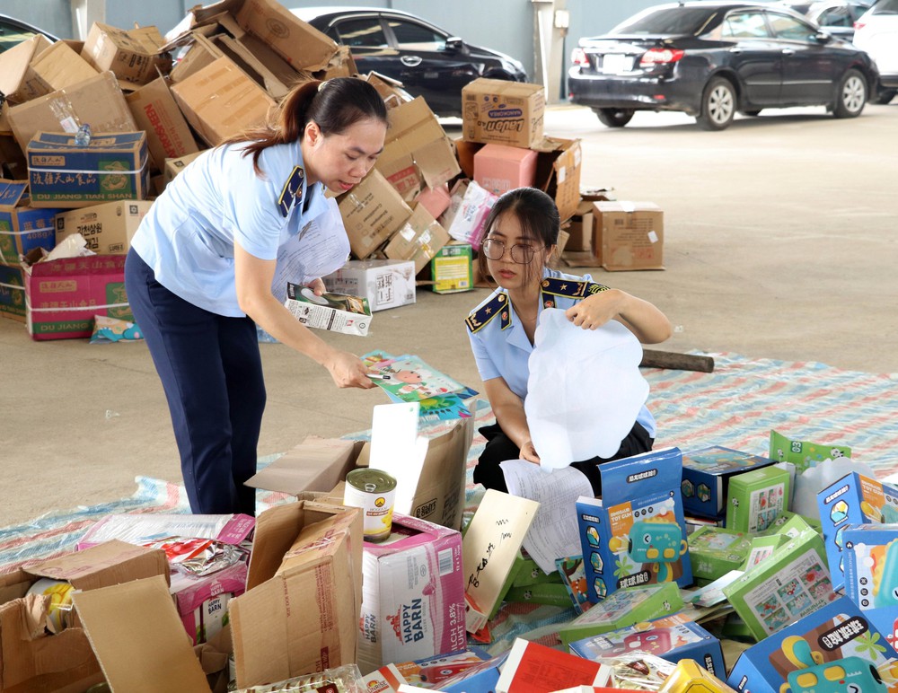 Mở đợt cao điểm ngăn chặn, phòng chống thuốc, thực phẩm bảo vệ sức khỏe giả - Ảnh 2.
