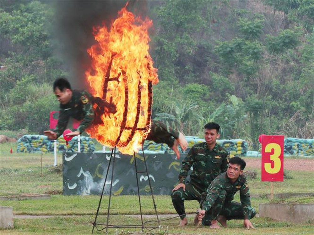 Học và làm theo Bác tại đơn vị ba lần anh hùng - Ảnh 4.