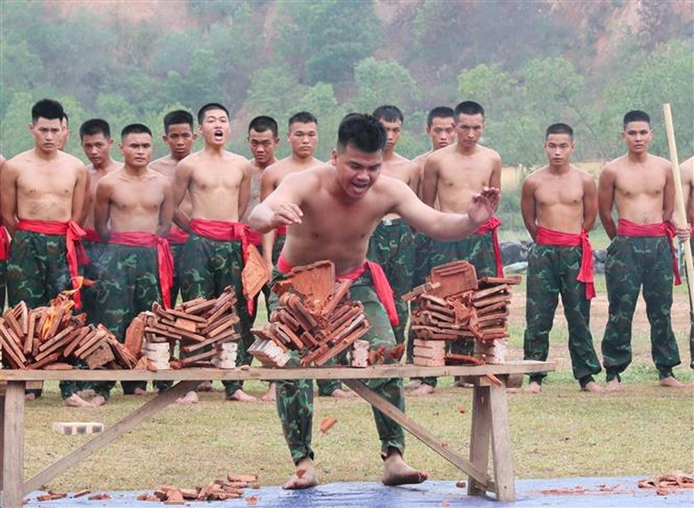 Học và làm theo Bác tại đơn vị ba lần anh hùng - Ảnh 1.