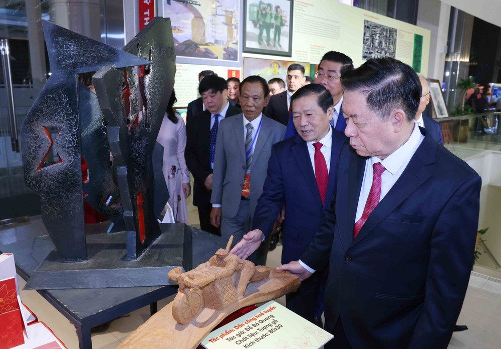 Lễ trao giải thưởng các tác phẩm về học và làm theo Chủ tịch Hồ Chí Minh - Ảnh 13.