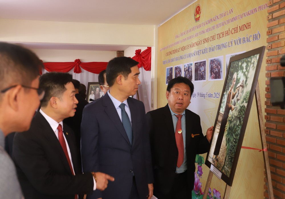 135 năm Ngày sinh Chủ tịch Hồ Chí Minh: Vang mãi lời ca dâng Bác nơi địa danh lịch sử Nakhon Phanom - Ảnh 5.