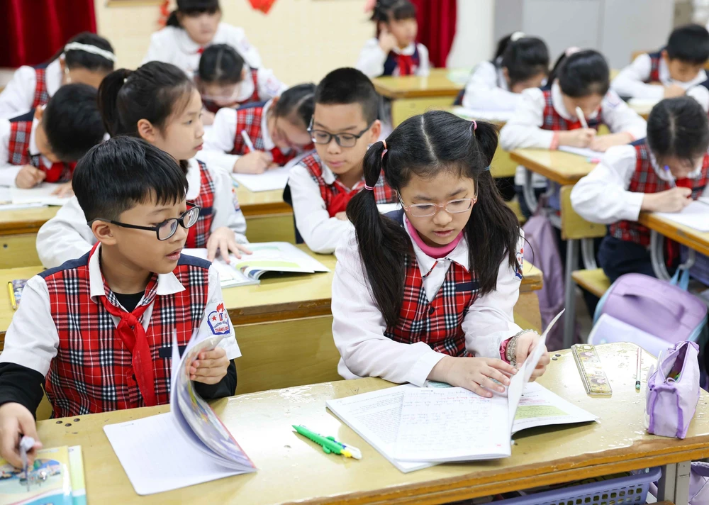 Hà Nội: Tuyệt đối không tổ chức dạy thêm cho học sinh trong dịp hè - Ảnh 2.