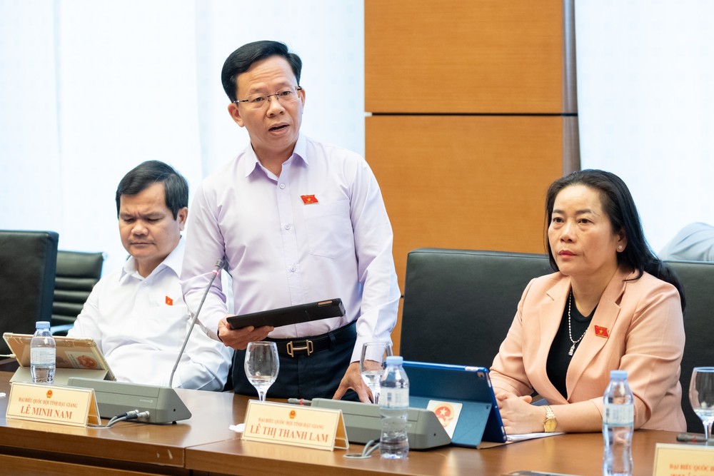 Kỳ họp thứ 9, Quốc hội khóa XV: Nhiều đại biểu đồng tình giảm thuế VAT với tất cả hàng hóa - Ảnh 1.