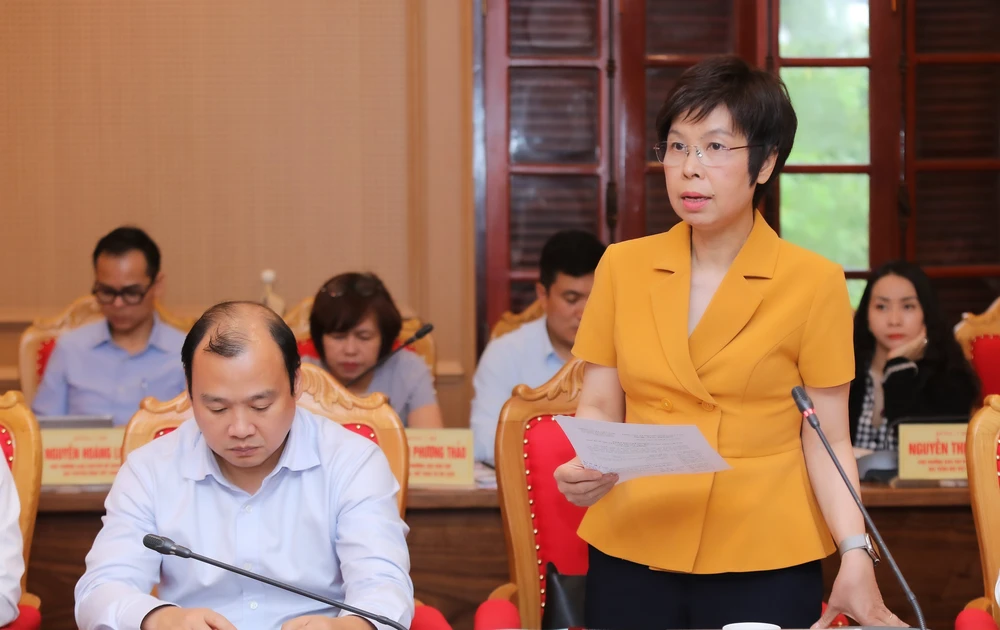 vnapotaltruongbantuyengiaovadanvantrunguonglamviecvoibanchidaolekyniem100namngaybaochicachmangvietnam8045926-17478297786052071628795.jpg