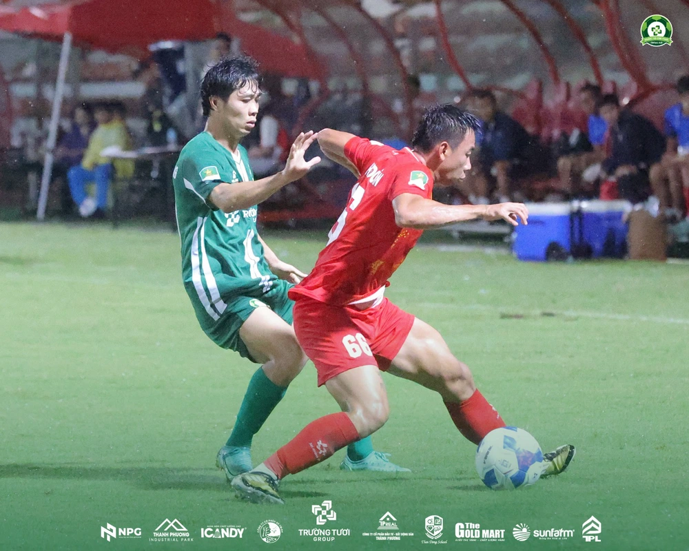 Cao Quang Vinh, Công Phượng tập trung đội tuyển Việt Nam - Ảnh 2.