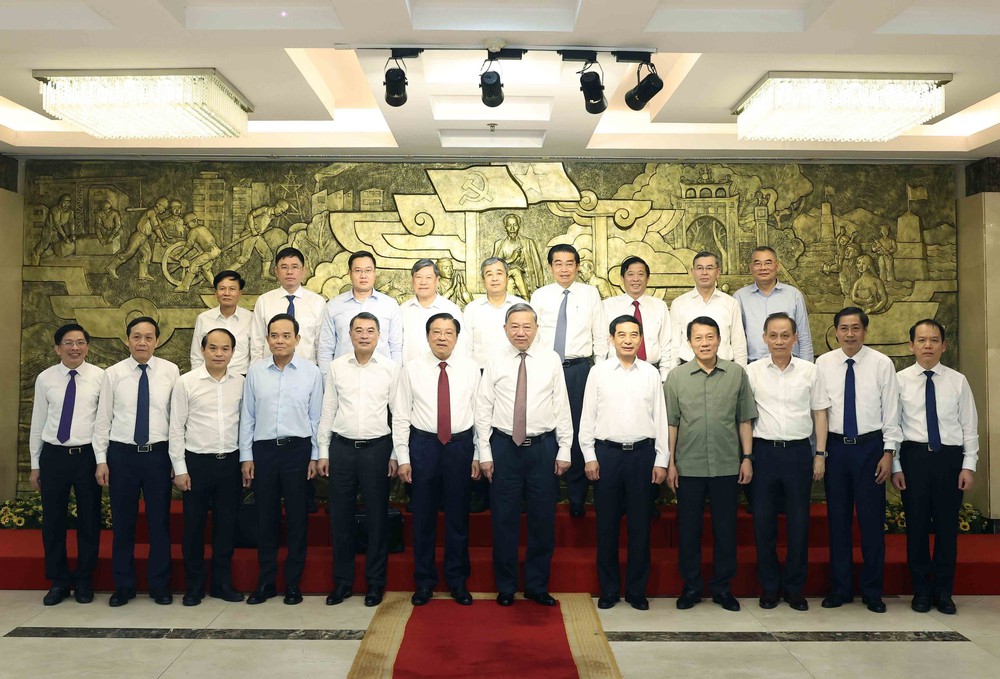 Tổng Bí thư Tô Lâm: Công tác nội chính phải hướng mục tiêu giữ vững ổn định để phát triển đất nước - Ảnh 3.