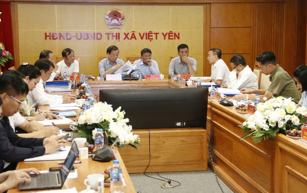 Phát huy giá trị quần thể di tích Thổ Hà gắn với phát triển du lịch - Ảnh 1. Phát huy giá trị quần thể di tích Thổ Hà gắn với phát triển du lịch - Ảnh 1.