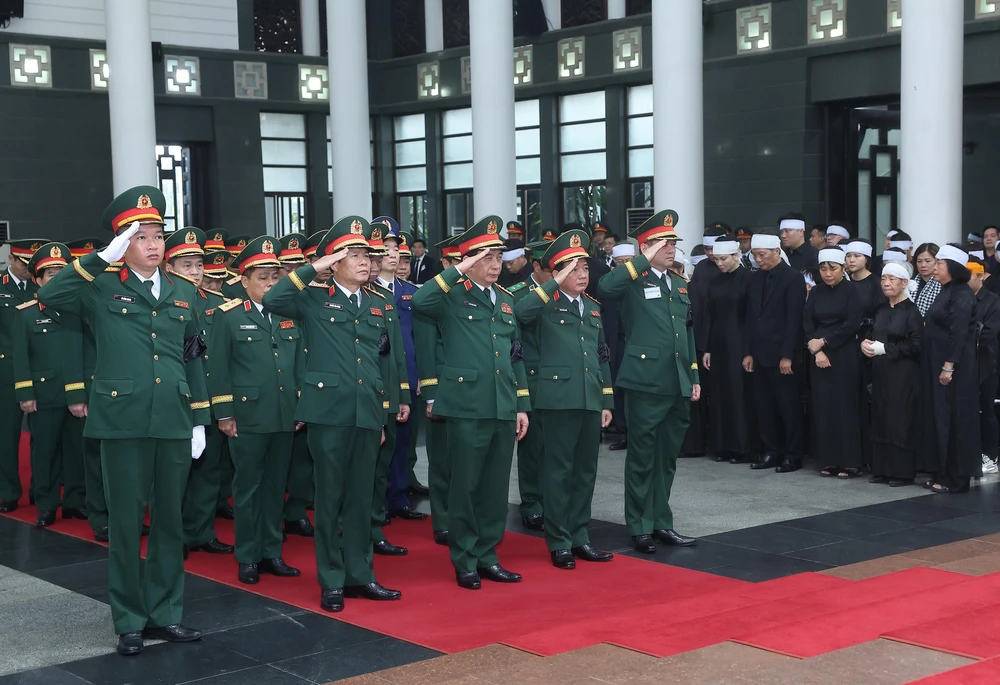 Lễ Quốc tang nguyên Chủ tịch nước Trần Đức Lương - Ảnh 33.