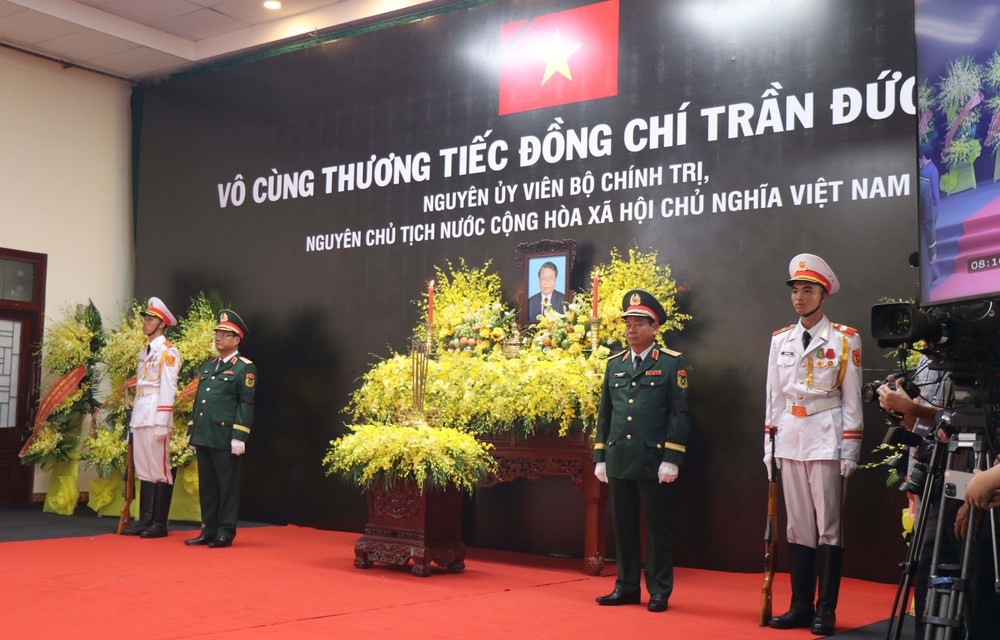 Trang nghiêm Lễ viếng nguyên Chủ tịch nước Trần Đức Lương tại quê nhà Quảng Ngãi - Ảnh 1.